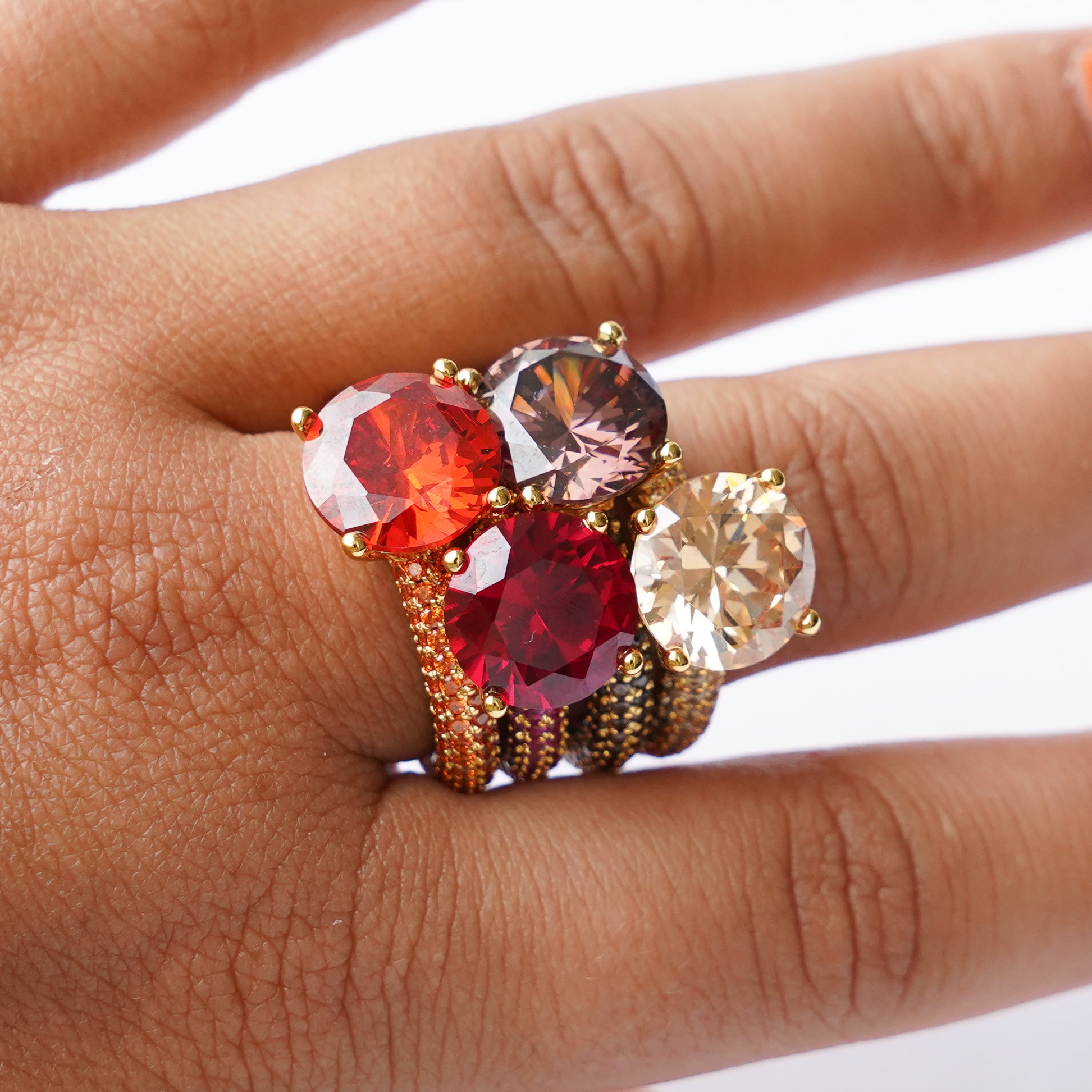 Mega circle ring brown gold