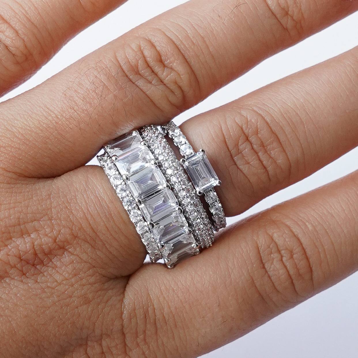 Chunky ring white silver