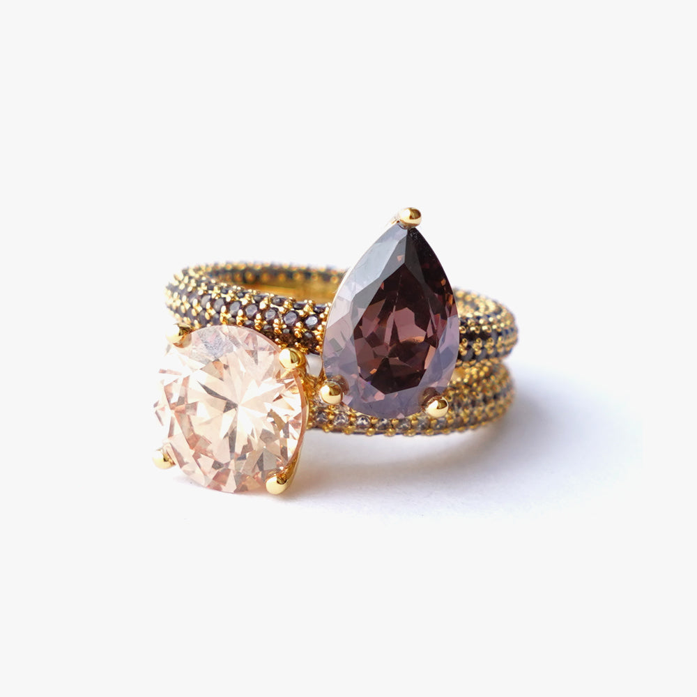 Mega drop ring brown gold