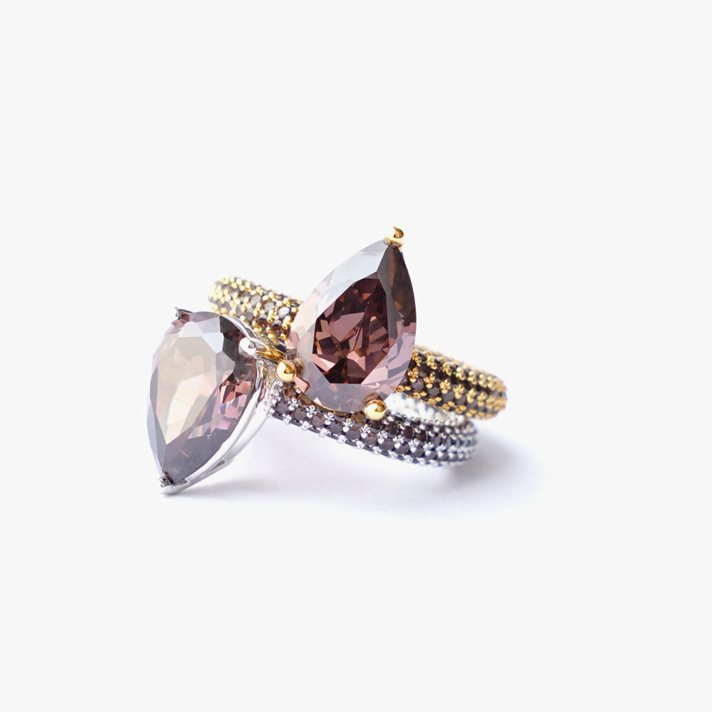 Mega drop ring brown gold