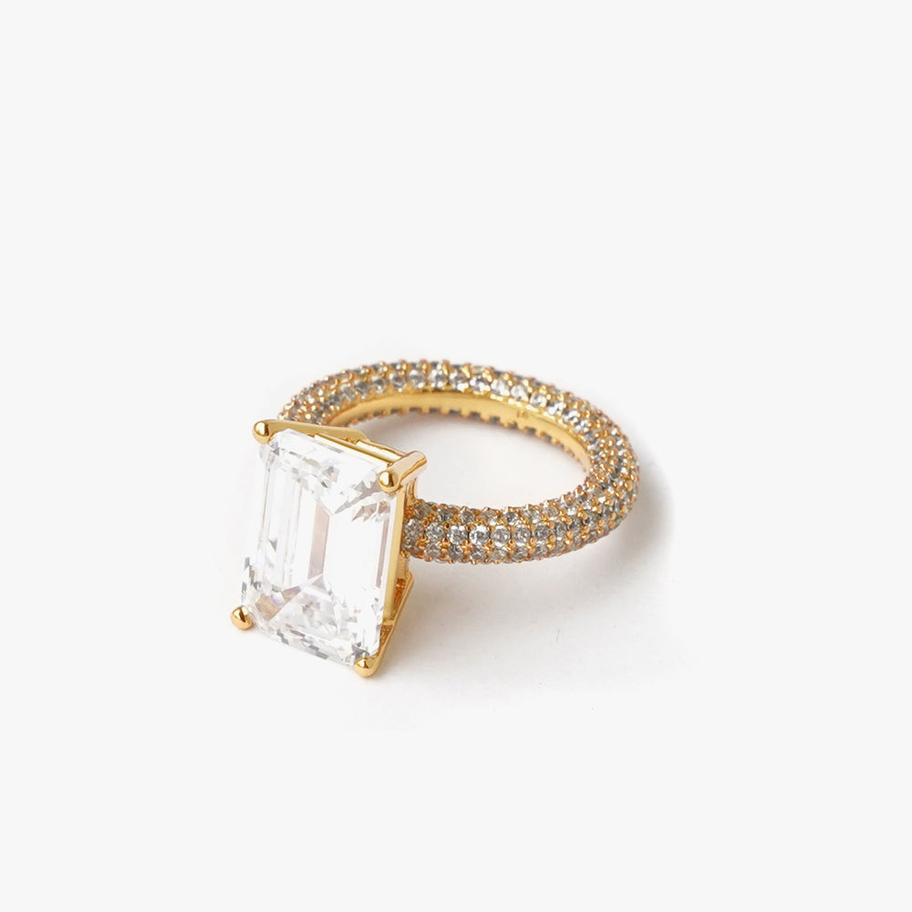 Mega rectangle ring white gold