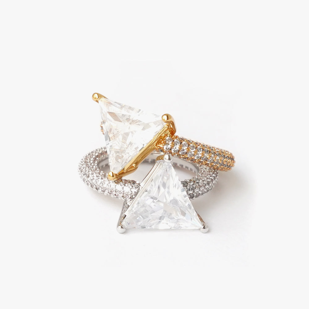 Mega triangle ring white silver