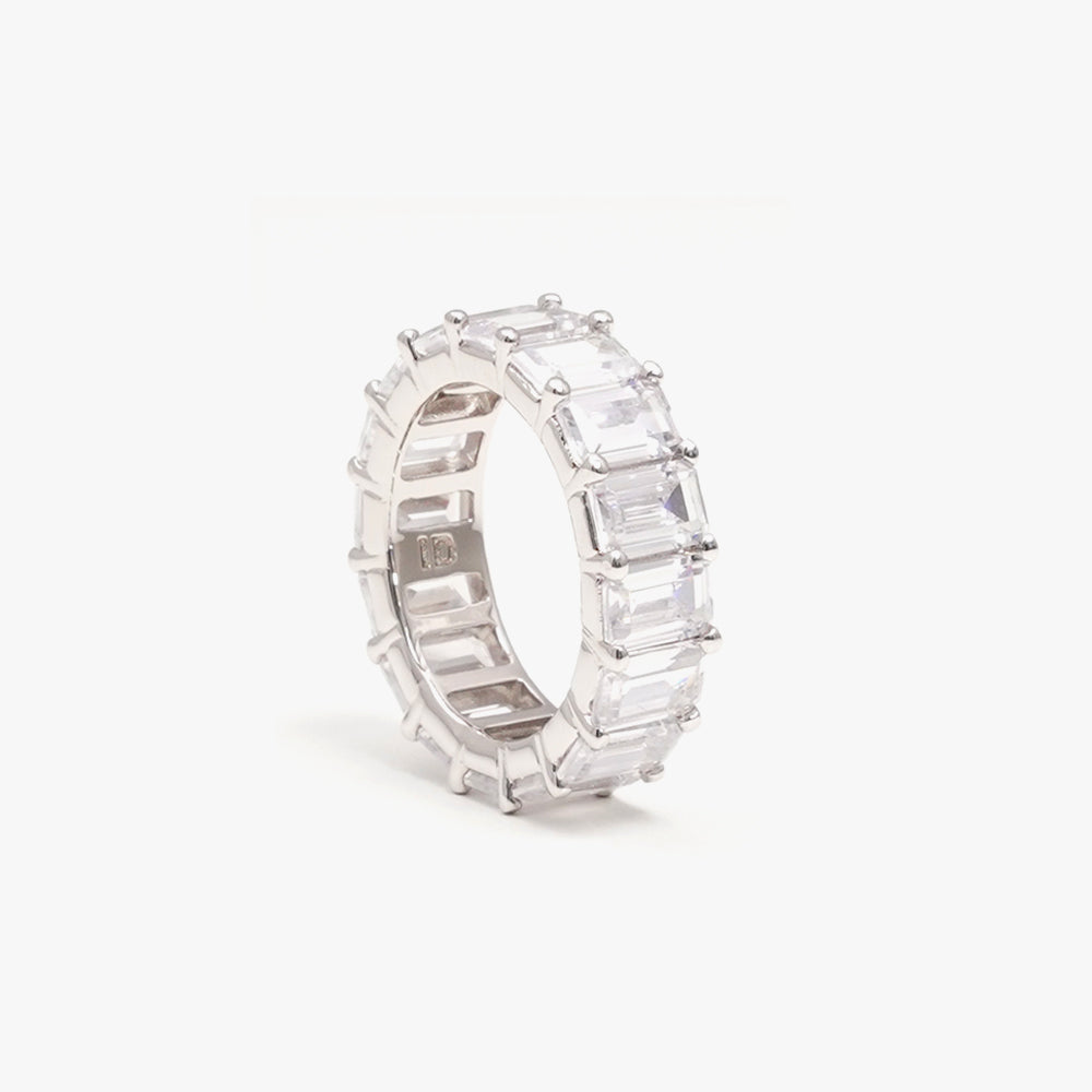 Chunky ring white silver