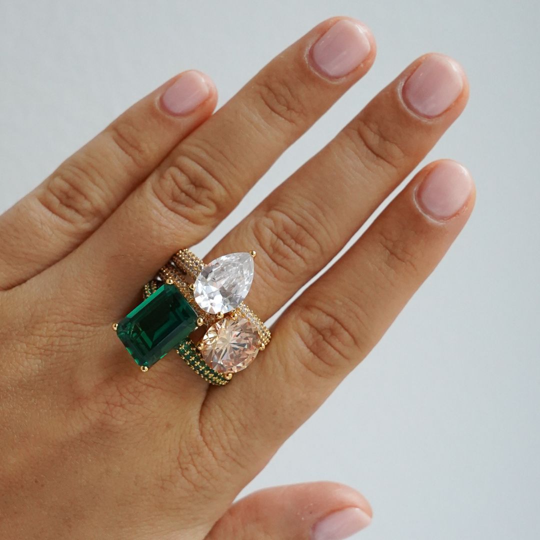 Mega rectangle ring green gold