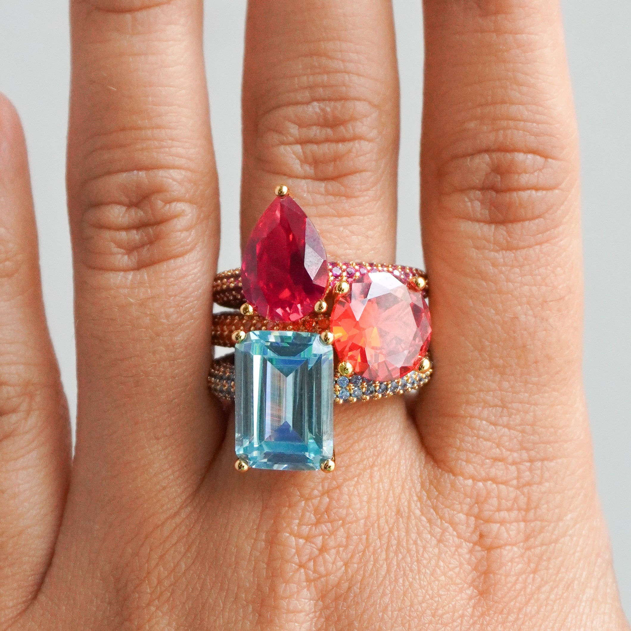 Maximalist summer stack set