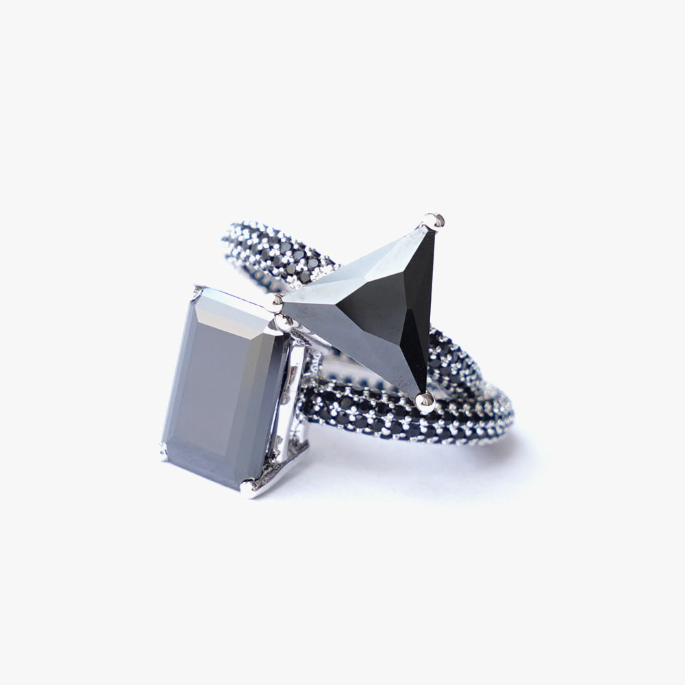 Mega rectangle ring black silver