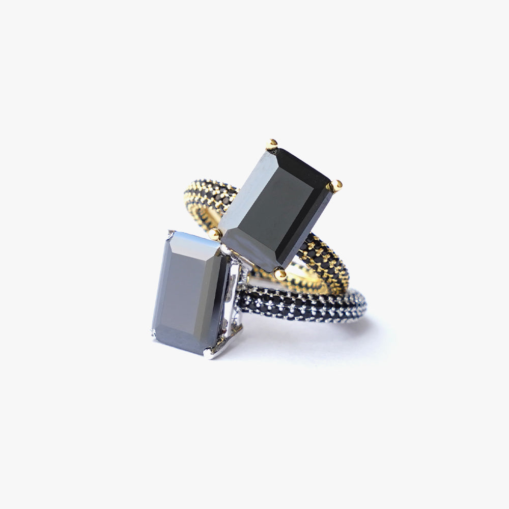 Mega rectangle ring black silver