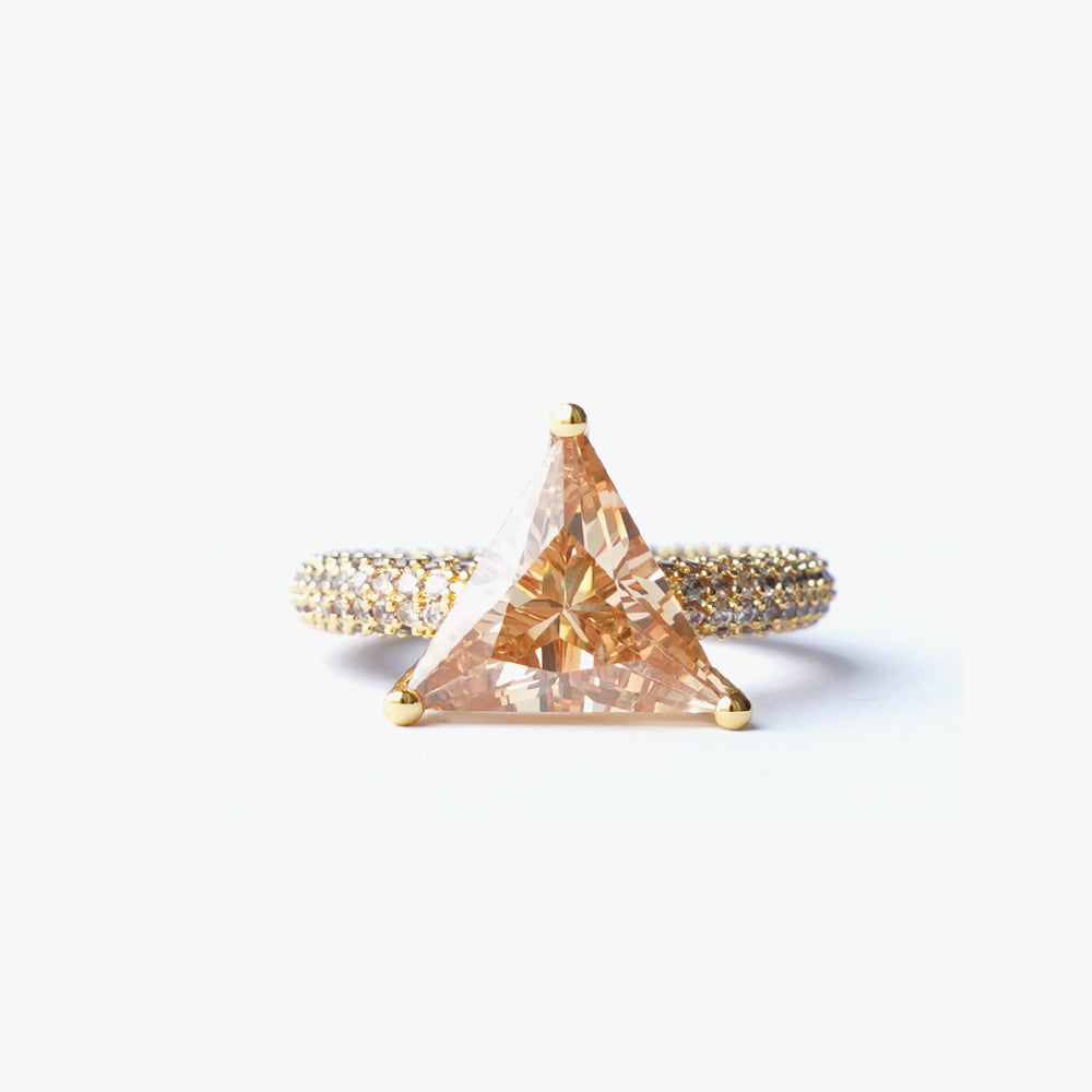 Mega triangle ring beige gold