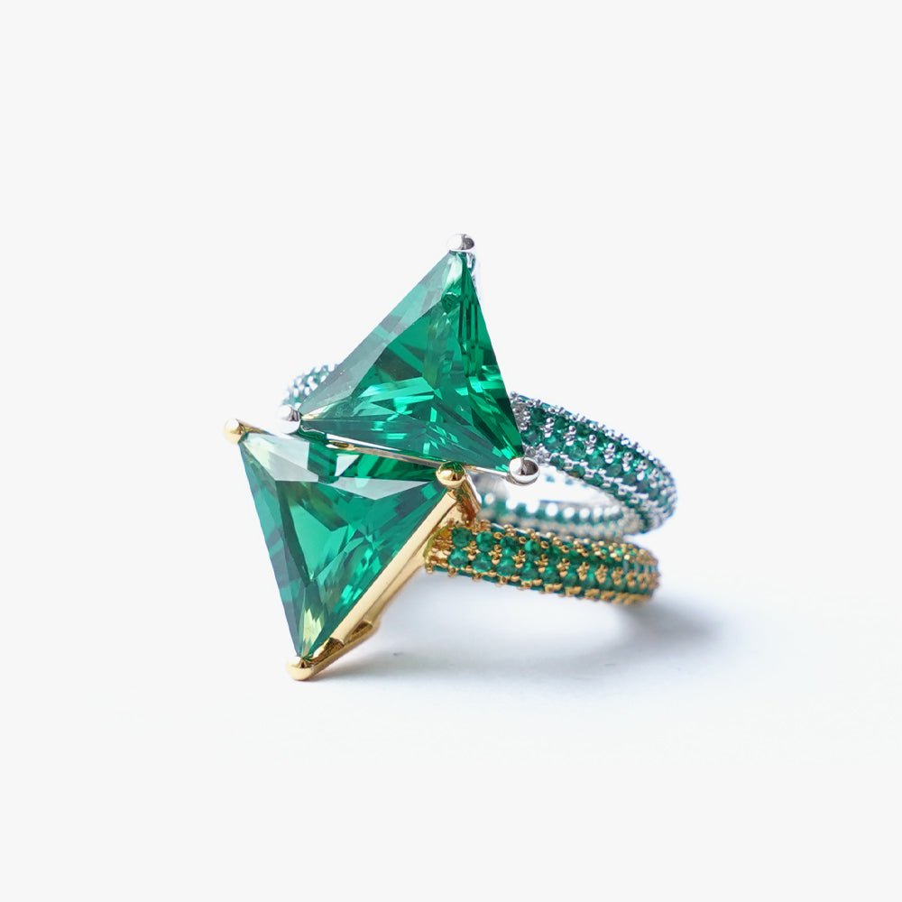 Mega triangle ring green gold