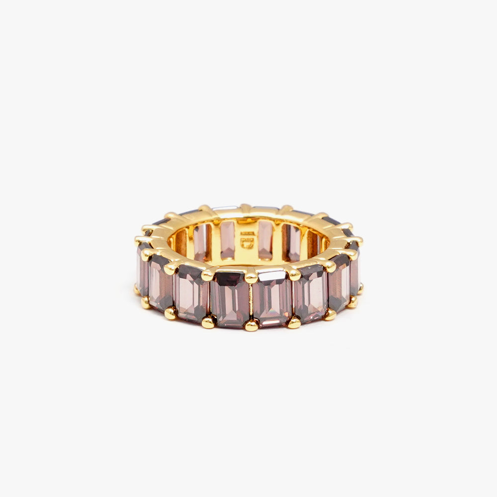 Chunky ring brown gold